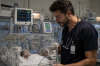 Médico intensivista: rotina na UTI, salário e como se especializar 